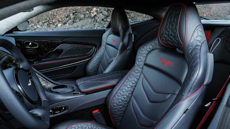 Aston Martin DBS_Superleggera_Interior