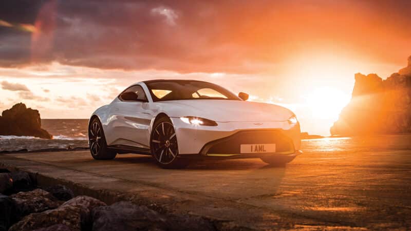 Aston Martin vantage front 3/4