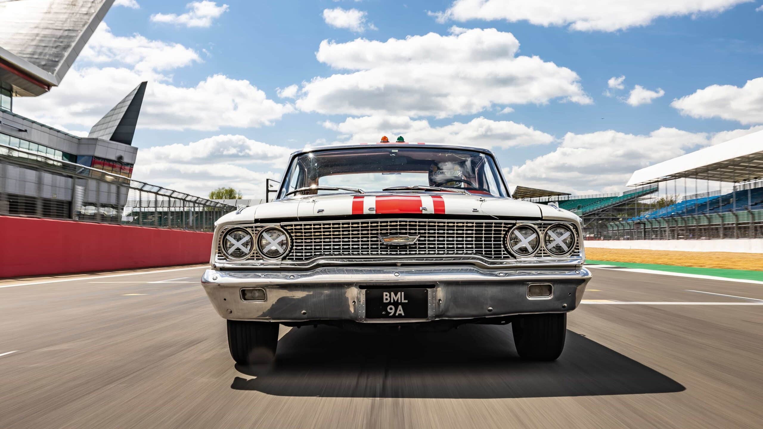 Ford Galaxie front