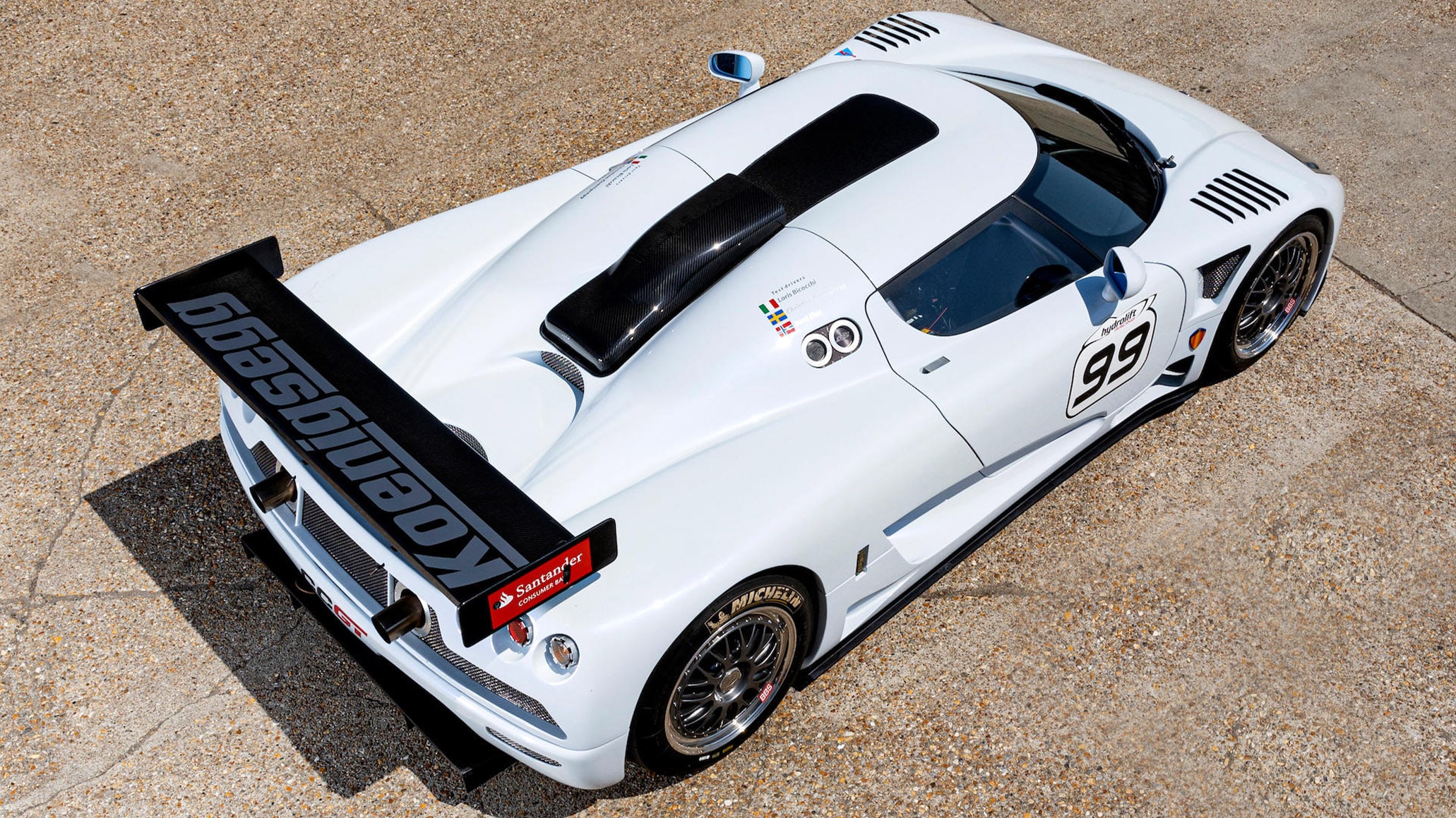 Overhead view of Koenigsegg CCGT