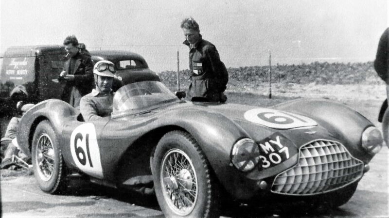 Snetterton-12.9.'53;-Ron-in-works-Aston-Martin-DB3S