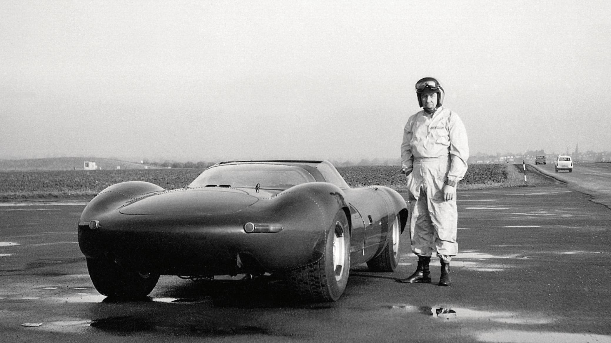 XJ13-with-Norman-Dewis