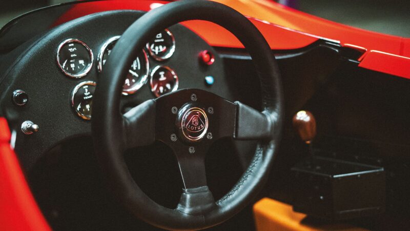 Lotus-Type-66 steering wheel