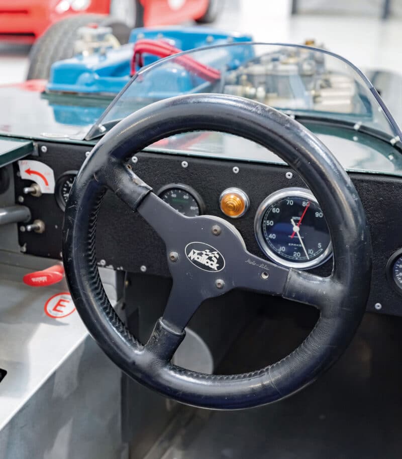 Mallock-steering-wheel
