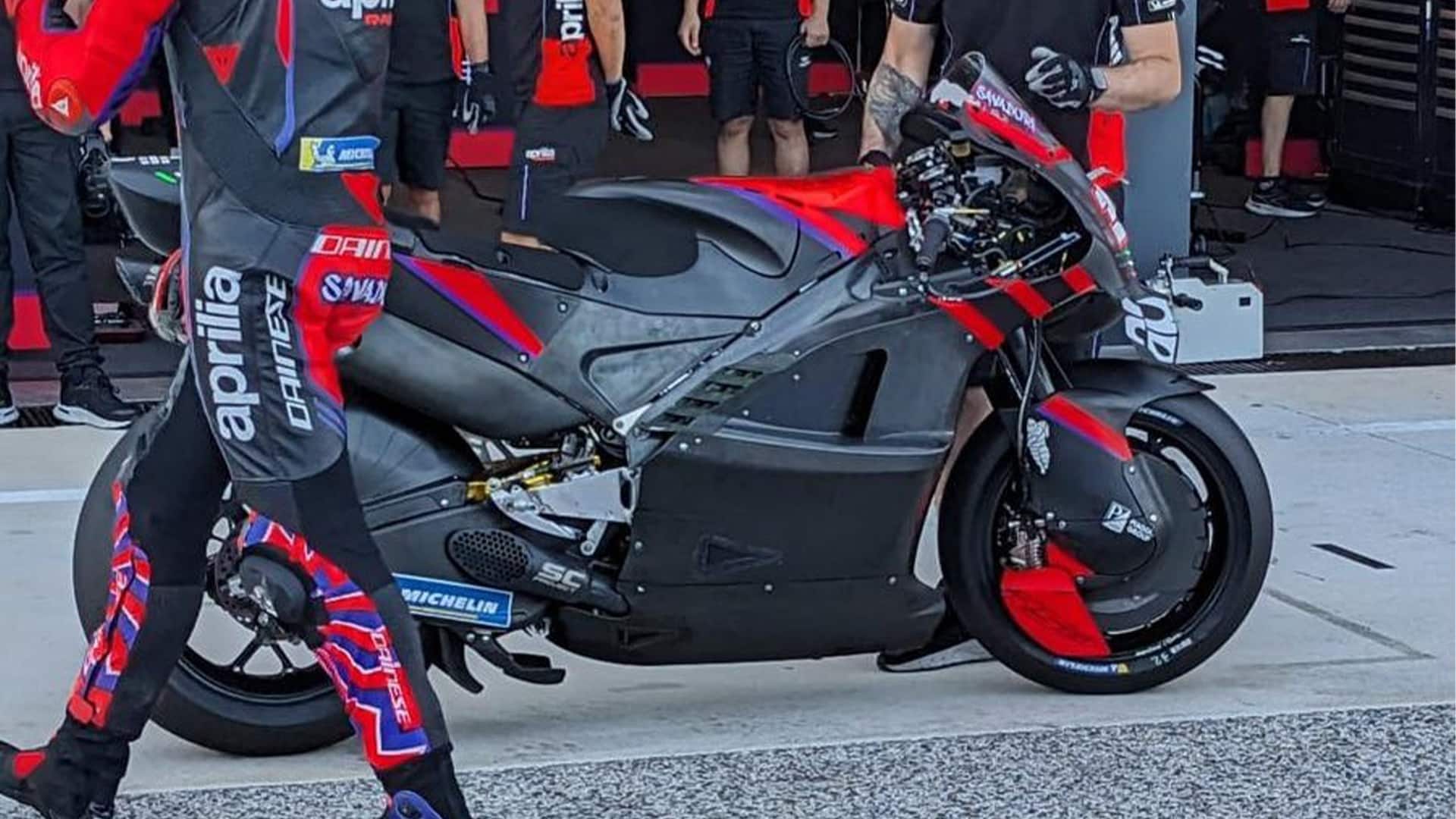 Mat Oxley 3 – Aprilia
