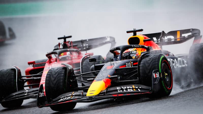 Verstappen battles with Leclerc at the start of 2022 Japanese Grand Prix