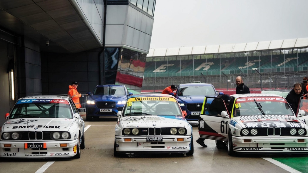 M3 touring car lock-out