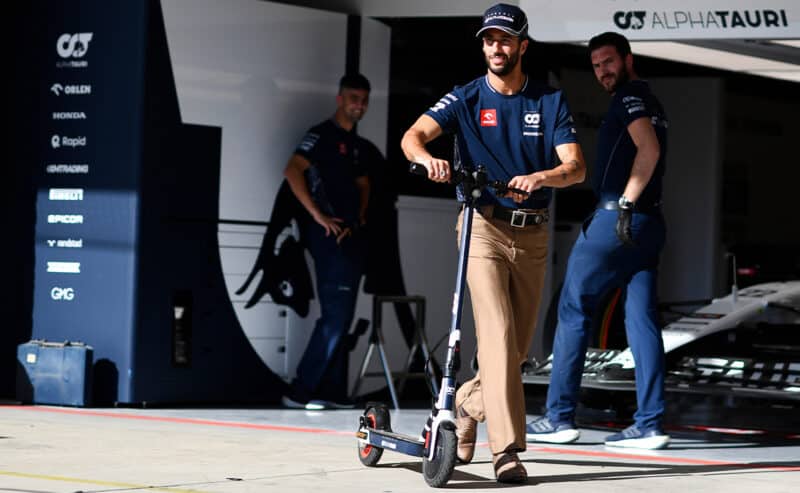 Daniel Ricciardo walks along pitlane ahead of 2023 US Grand Prix