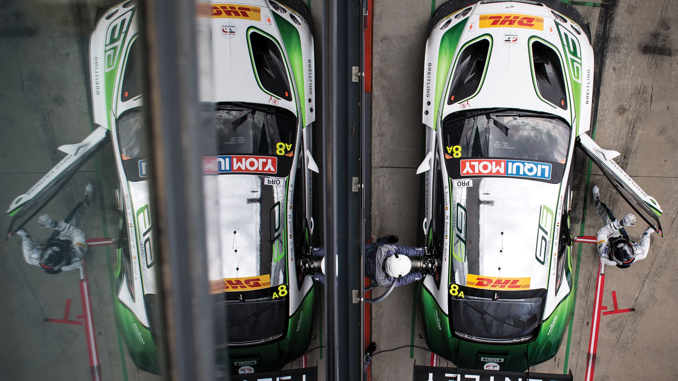 Bentley GT3 Overhead