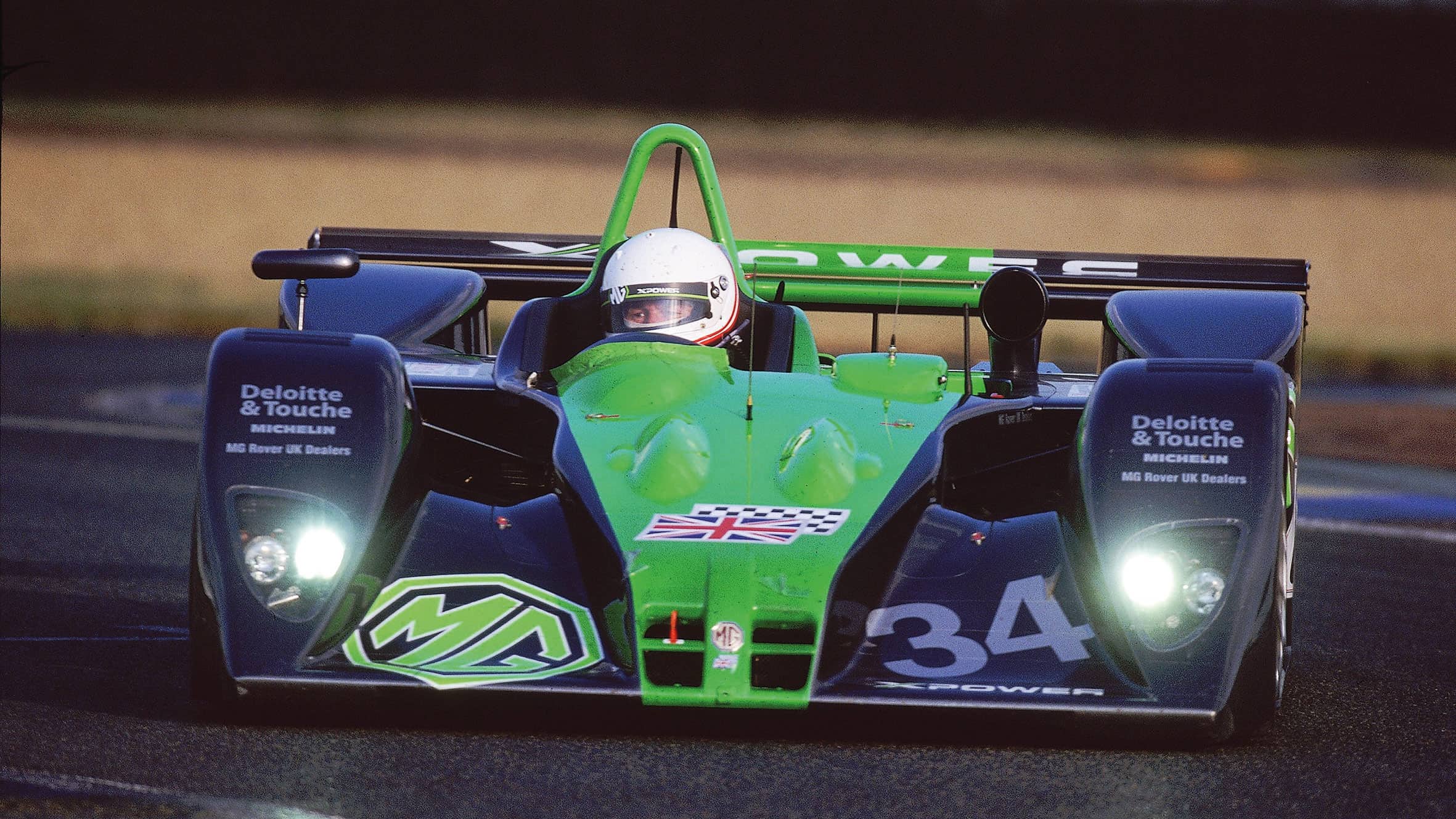 MG-Lola EX257 on track at Le Mans