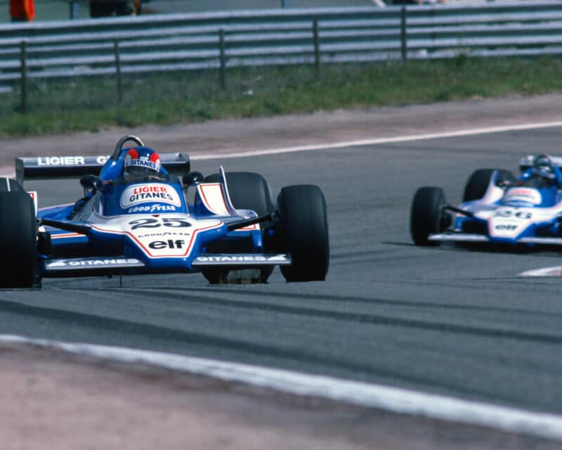 Patrick Depailler leads Jacques Laffite in 1979 Spanish GP at Jarama