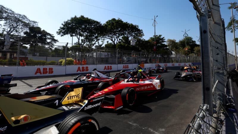 peloton-style groups are now common in many ePrix events