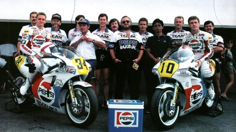 Garry Taylor with Kevin Schwantz and Rob McElnea in 1988 Suzuki MotoGP team photo