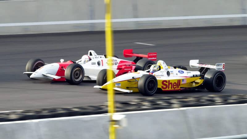 Gil de Ferran battles with Kenny Brack in 2001 Rockingham IndyCar race