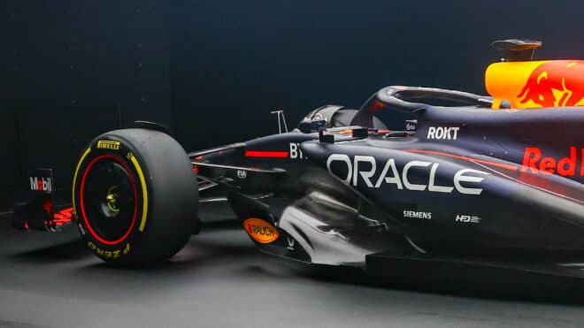 MPH: New F1 cars resemble old Red Bull, but Newey's changed the game ...