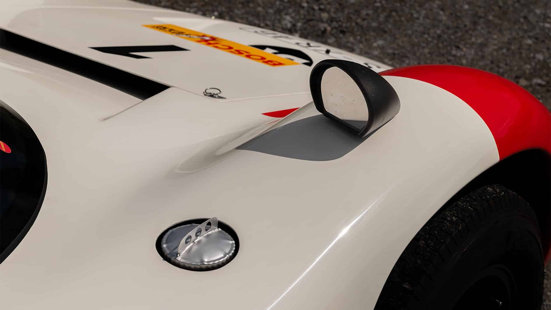 13 Porsche 910-001 Niki Lauda