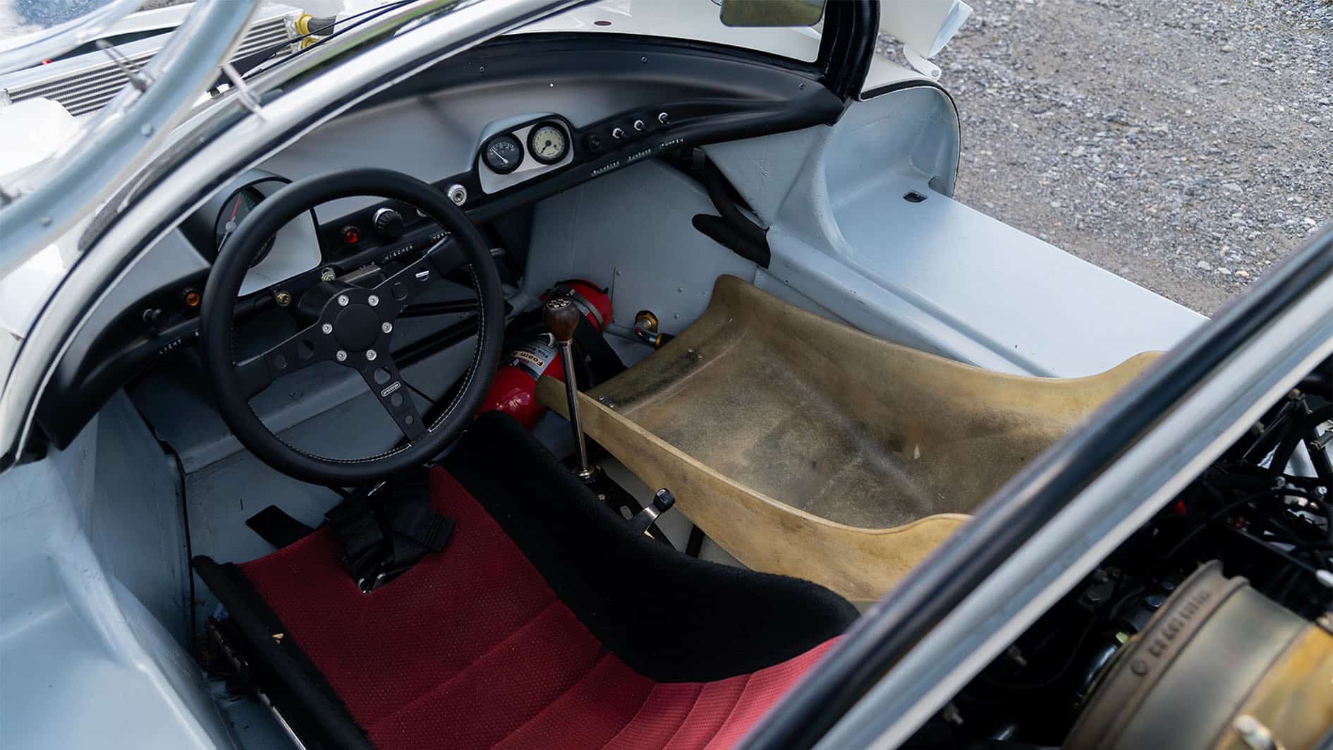 5 Porsche 910-001 Niki Lauda