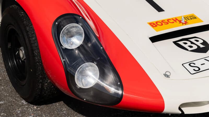 9 Porsche 910-001 Niki Lauda