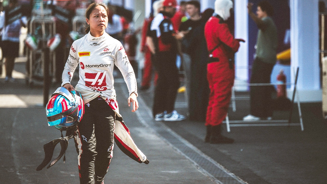 Chloe Chambers walks through pitlane at 2024 Saudi Arabian F1 Academy round