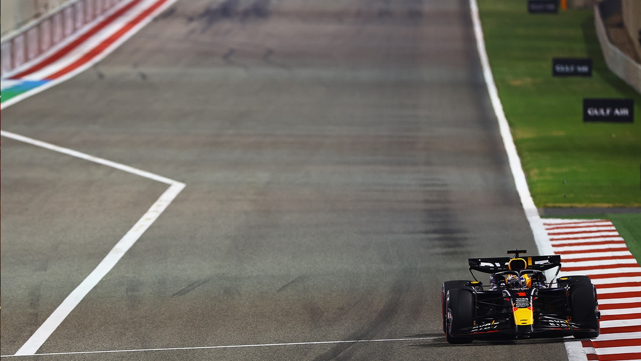 Max Verstappen on main straight with nobody behind him at 2024 F1 Bahrain Grand Prix