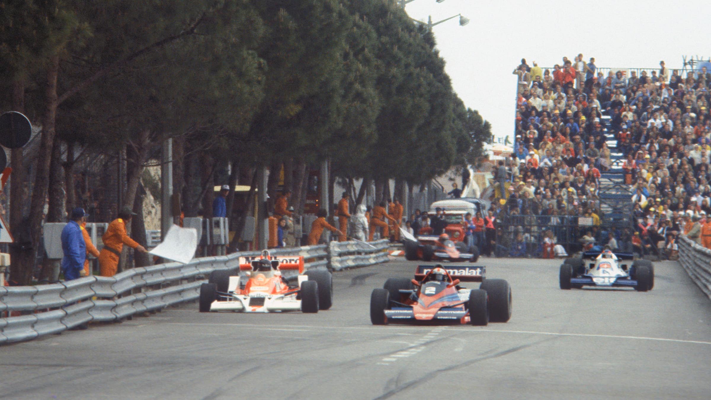 White Flag F1