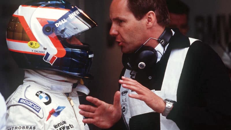 “Push!” Gerhard Berger tells Yannick Dalmas at Le Mans ’99