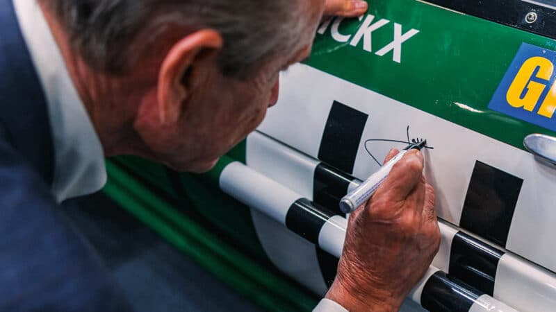 Ickx adds his signature