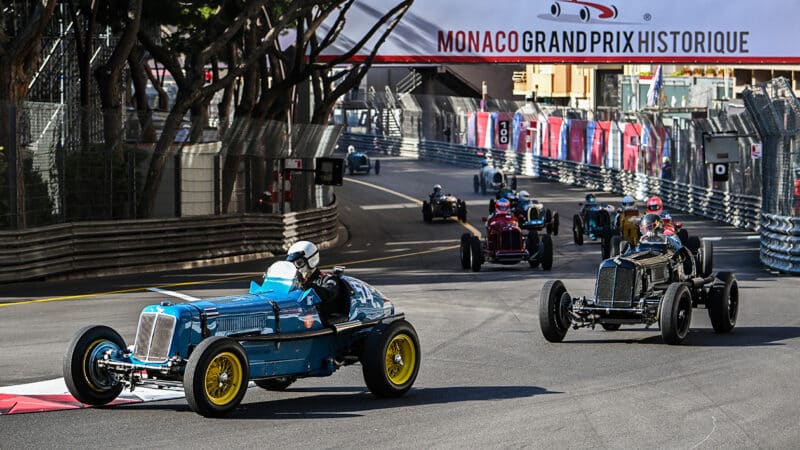 Paddins Dowling in ERA leads at the start of 2024 Historic Monaco GP prewar race