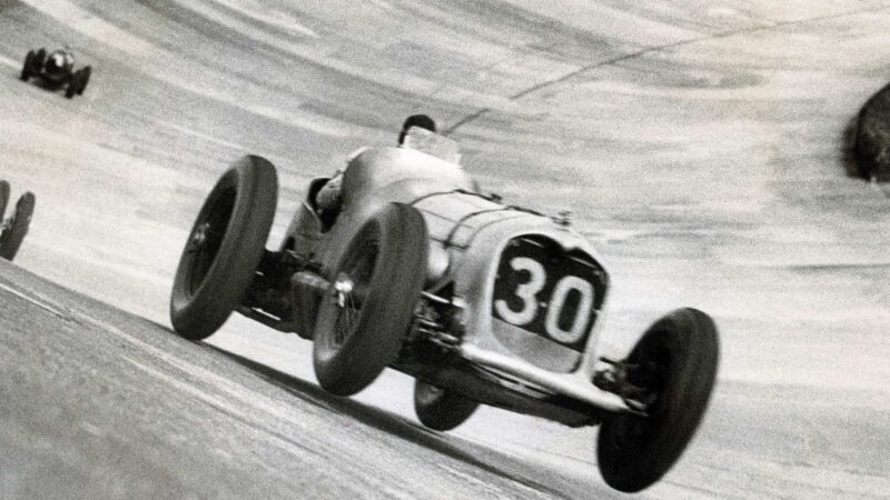 Victory at the 1937 Brooklands 500Kms