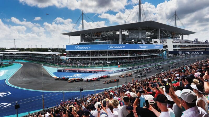 Red Bull lead at the Hard Rock stadium 2024