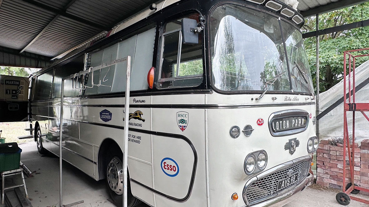 1964 leyland leopard