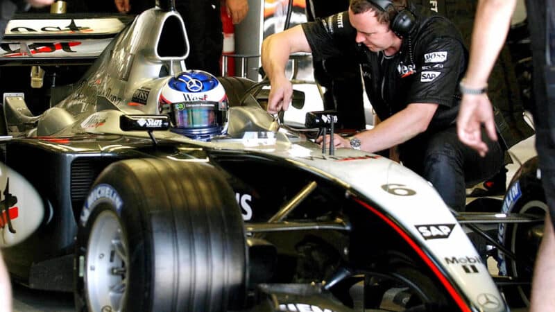 Kimi Räikkönen McLaren 2004 F1 testing