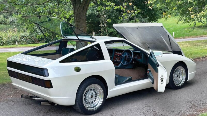 1988 TVR ‘White Elephant’ doors open