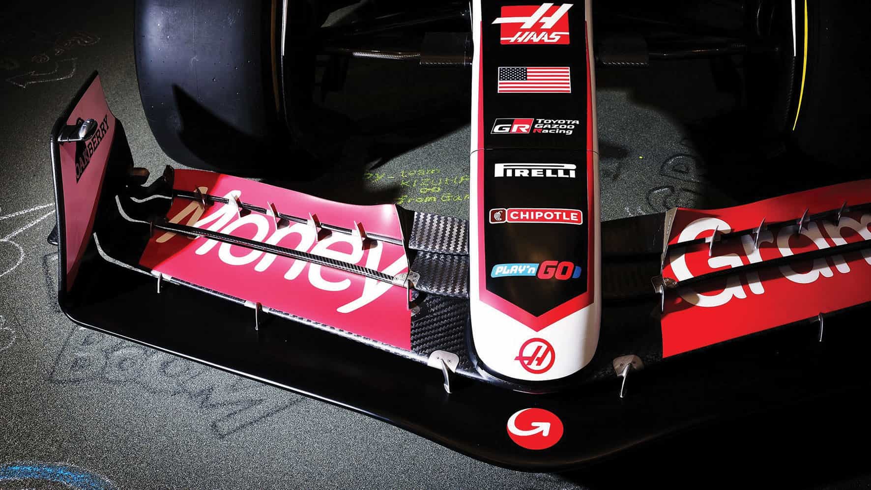 Haas front wing