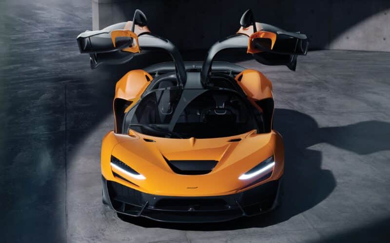 McLaren W1 doors open