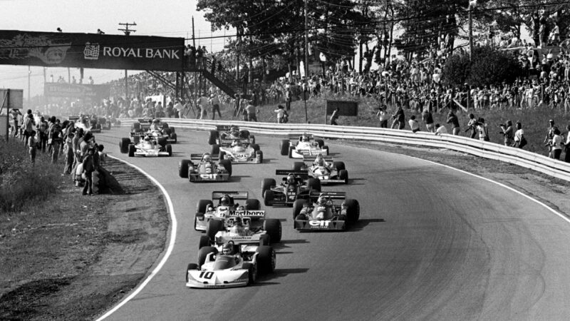 Ronnie Peterson leads at 1976 Canadian GP James Hunt behind