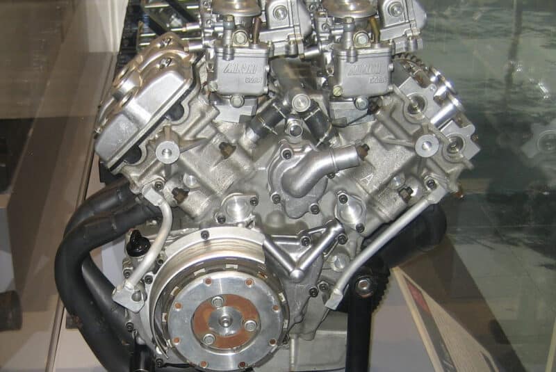 1980 Yamaha V4 engine