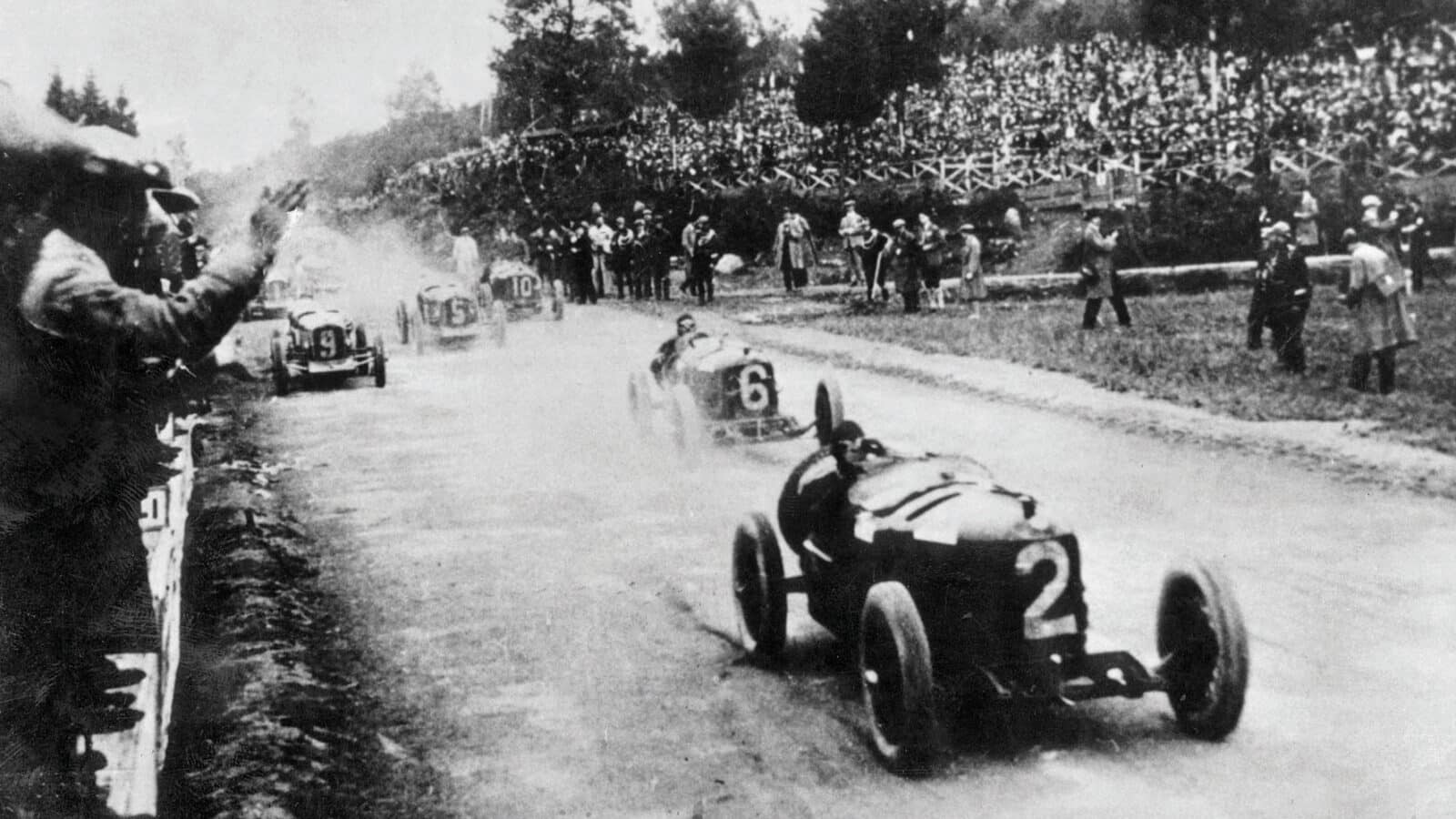 Alberto Ascari, No2, led an Alfa Romeo Spa’s GP