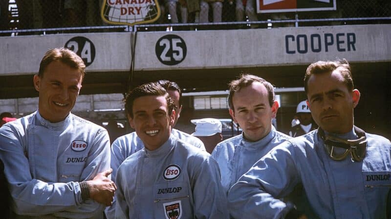 Dan-Gurney,-Jim-Clark,-Surtees-and-Phil-Hill,-Mexico-City