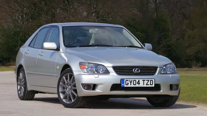 Lexus IS 200