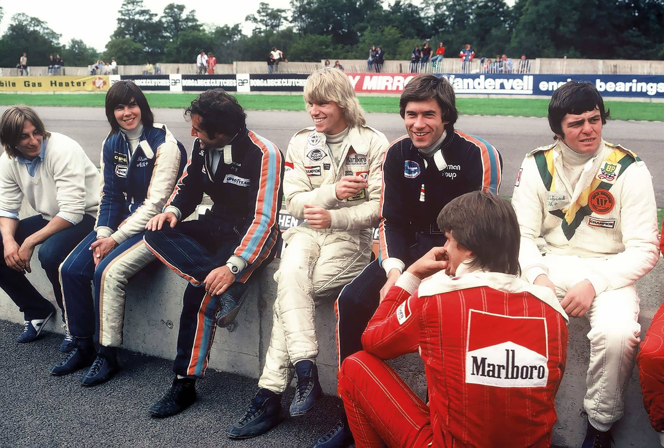 Beppe Gabbiani, Divina Galica, Brian Henton, Stefan Johansson, Tiff Needell and Derek Warwick and Eje Elgh