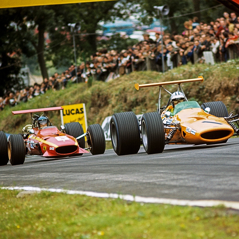 Jacky Ickx chases Denny Hulme in 1968 British GP