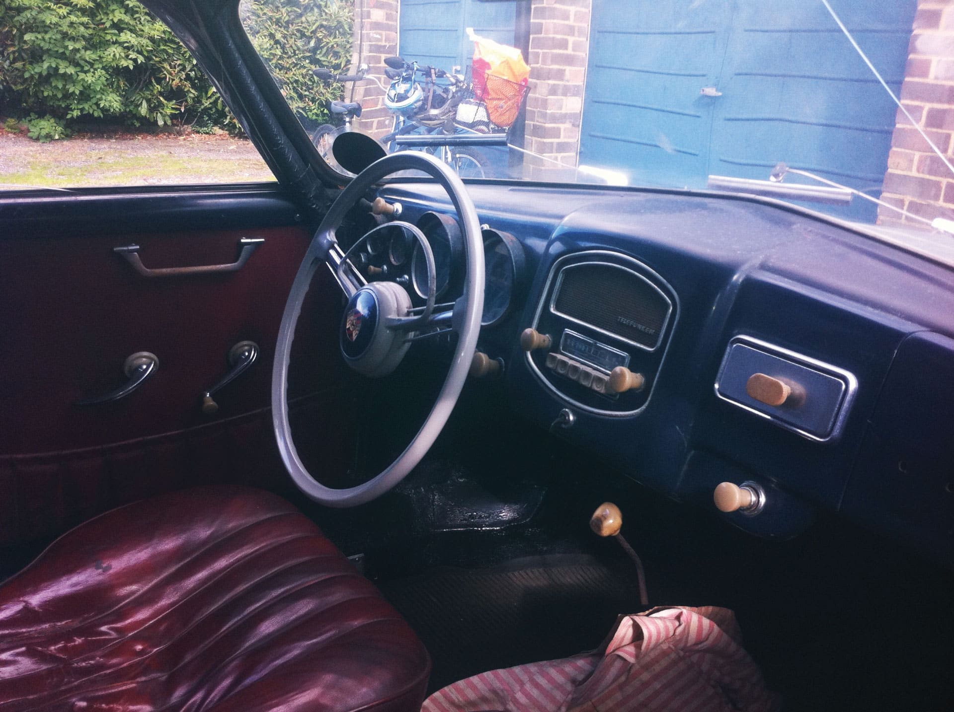 Porsche 356 interior Jenkins