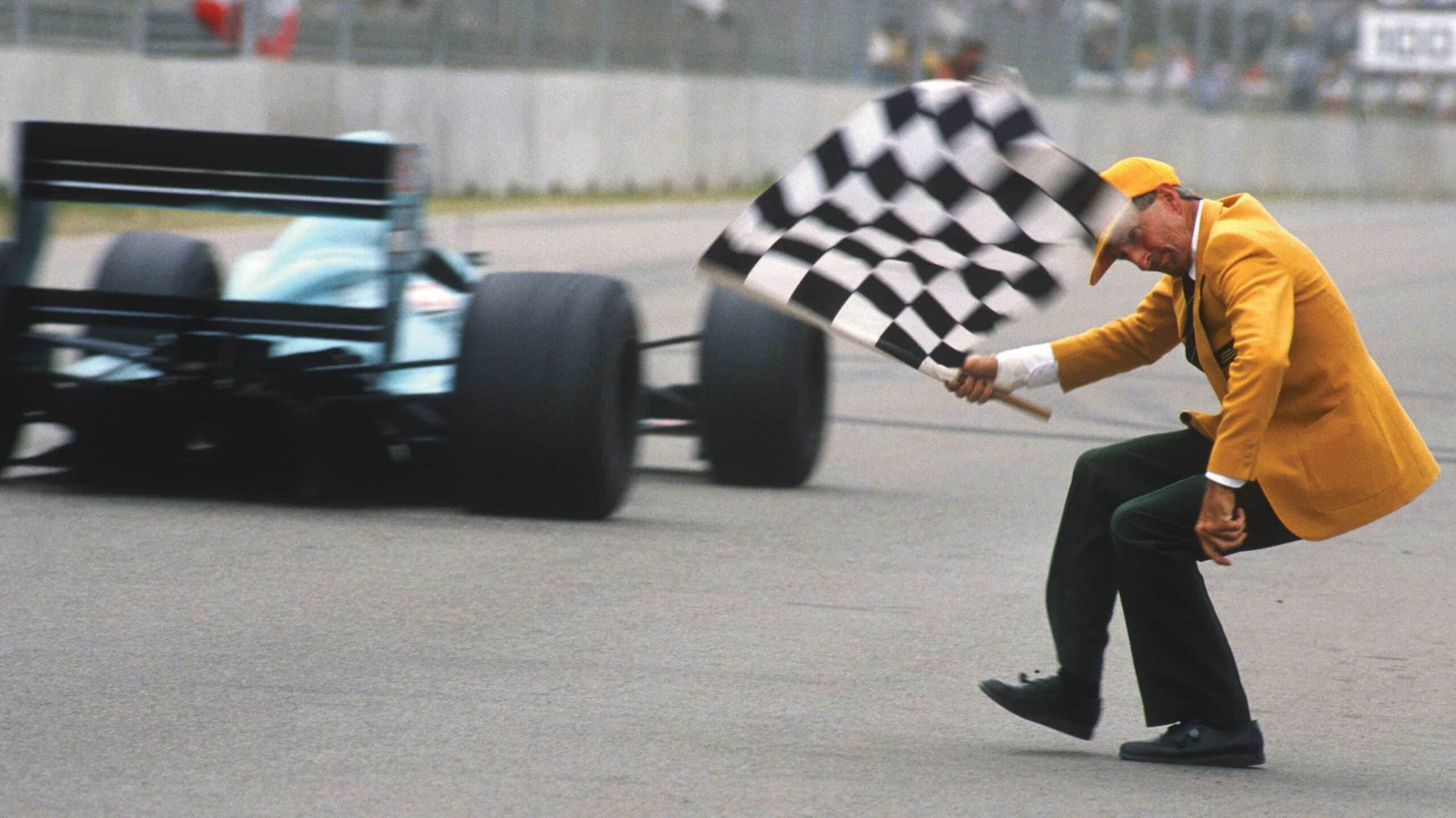 1988 Australian GP Glen Dix waved the chequered flag