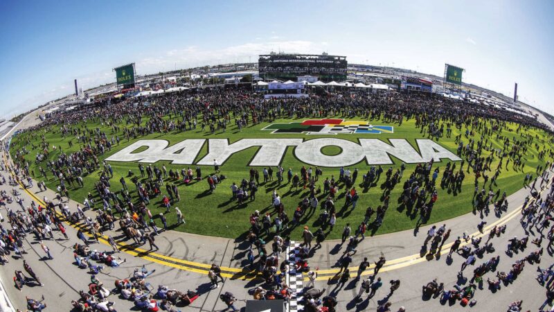 Fans flock in the Florida Daytona