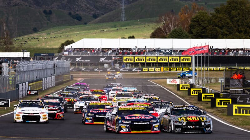 V8 SUpercars Darwin