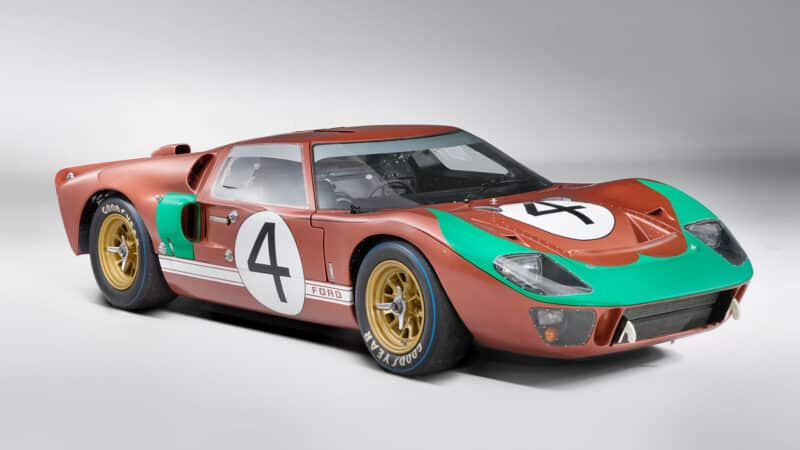 8 Ford GT40 MkII P:1032 1966 Le Mans