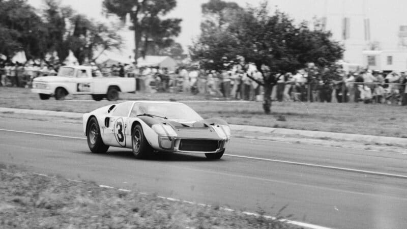 Ford GT40 MkII P:1032 1966 Sebring