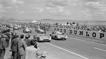 36. 1954 French GP: Mercedes scores famous 1-2 on comeback
