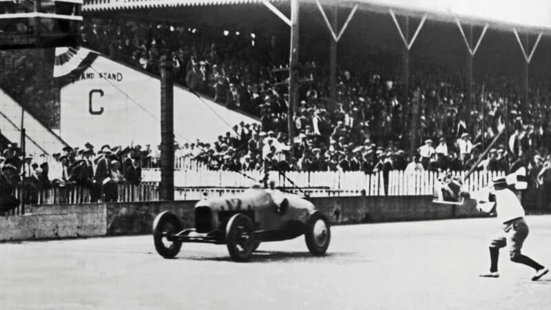 Although 1925 proved to be DePaolo’s sole win in the Indy 500, he’d return  each year until 1930